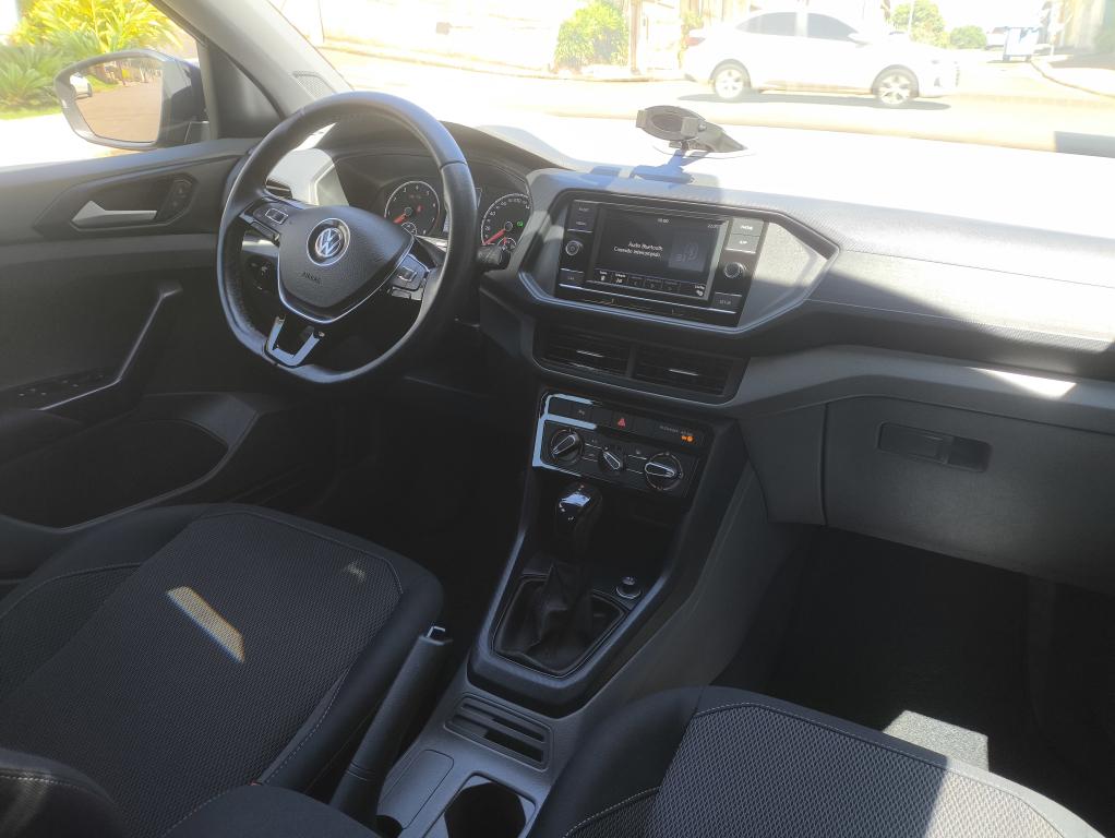 VOLKSWAGEN T-Cross - Foto