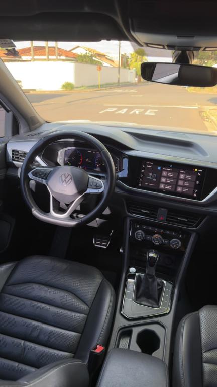 VOLKSWAGEN Taos - Foto