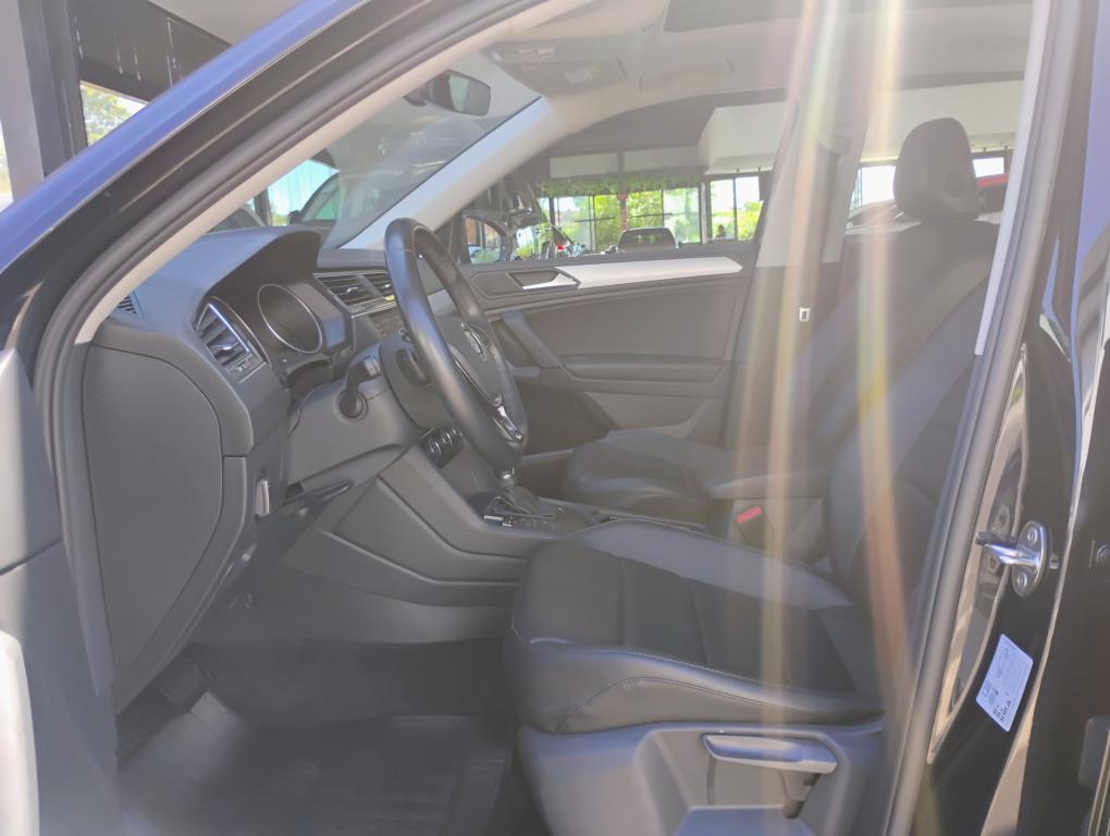 VOLKSWAGEN Tiguan - Foto