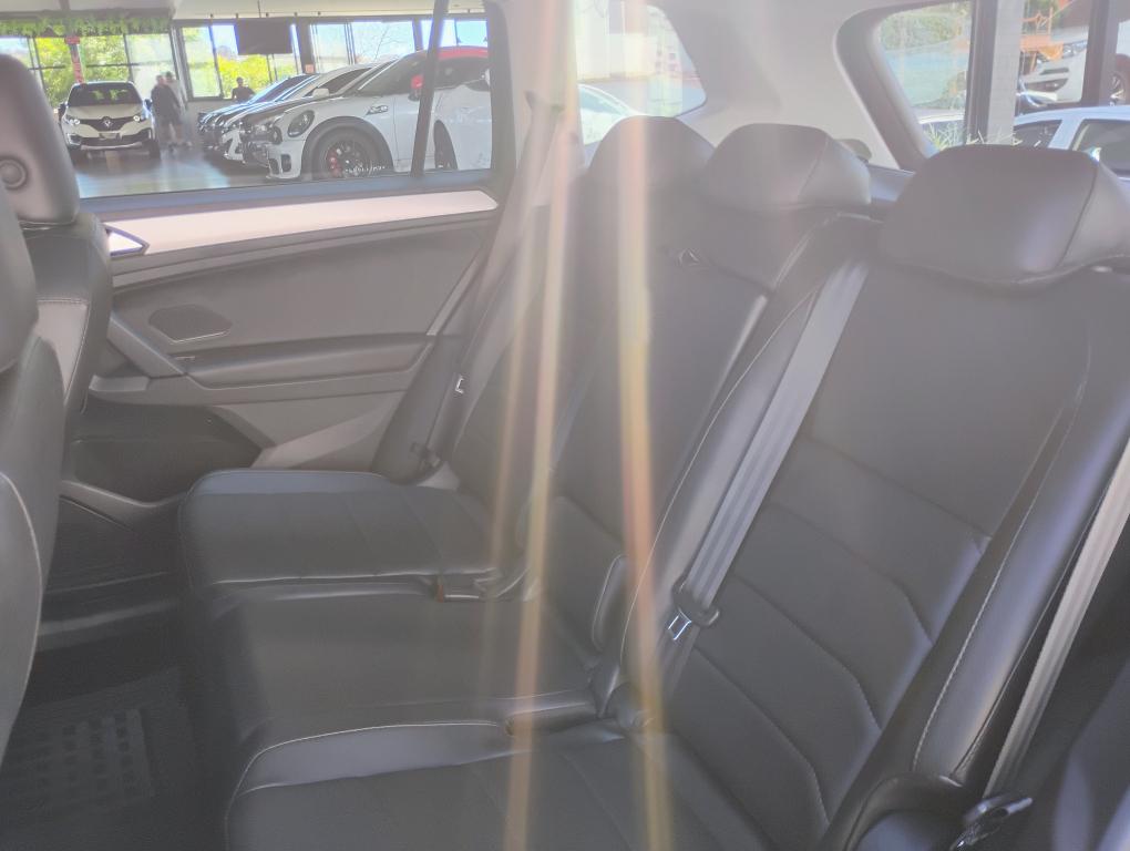 VOLKSWAGEN Tiguan - Foto