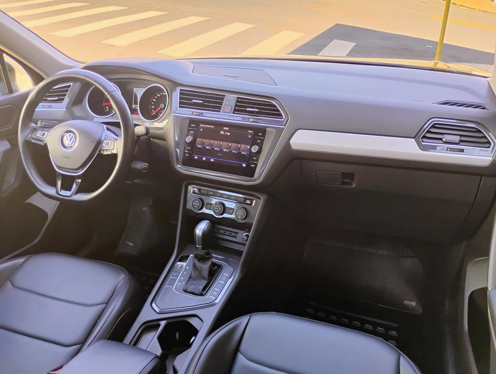 VOLKSWAGEN Tiguan - Foto