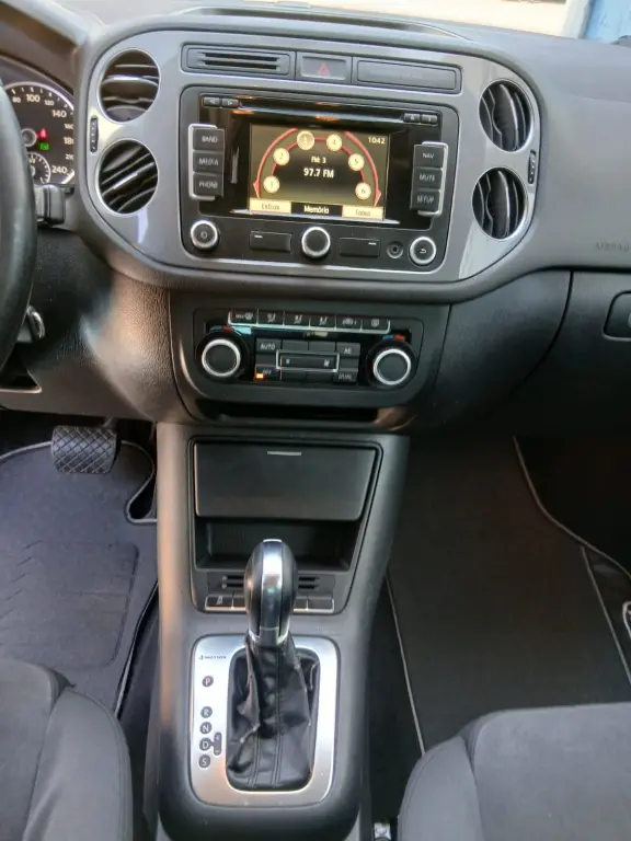 VOLKSWAGEN Tiguan - Foto