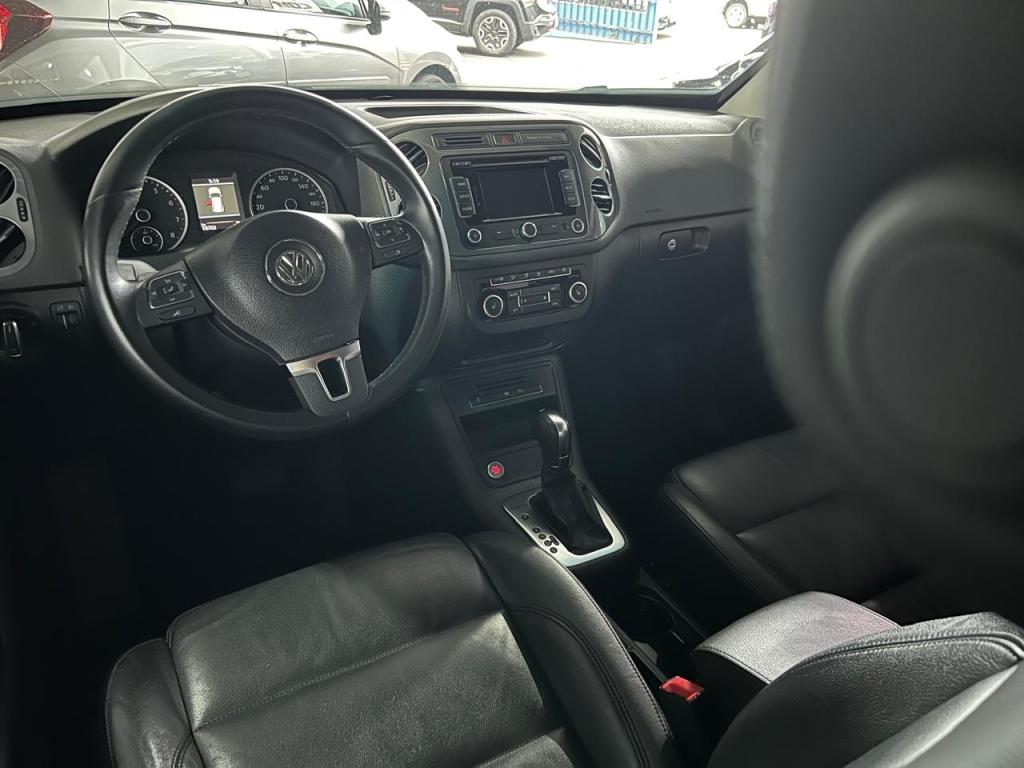 VOLKSWAGEN Tiguan - Foto