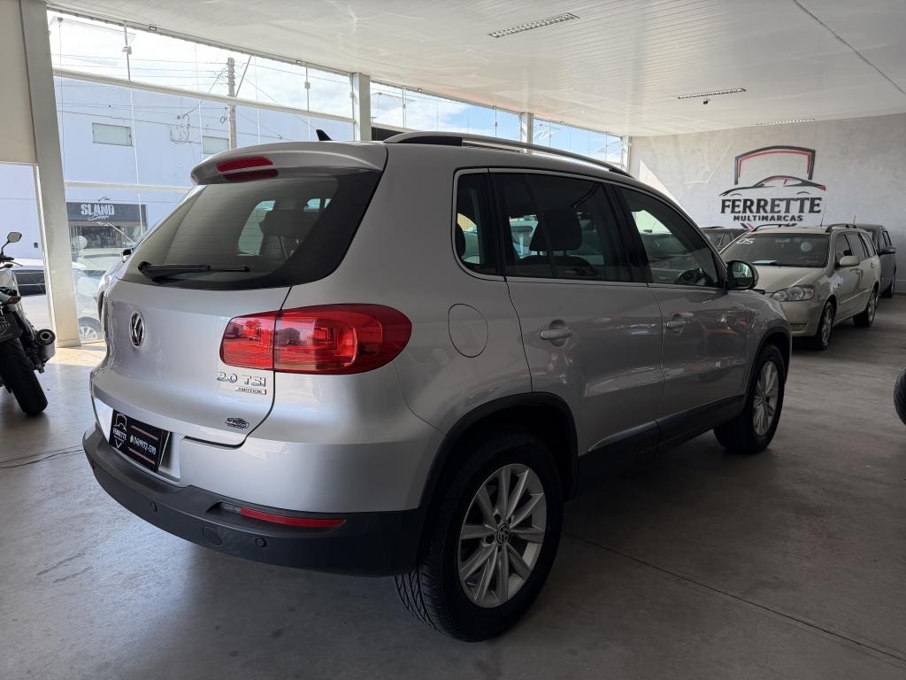 VOLKSWAGEN Tiguan - Foto