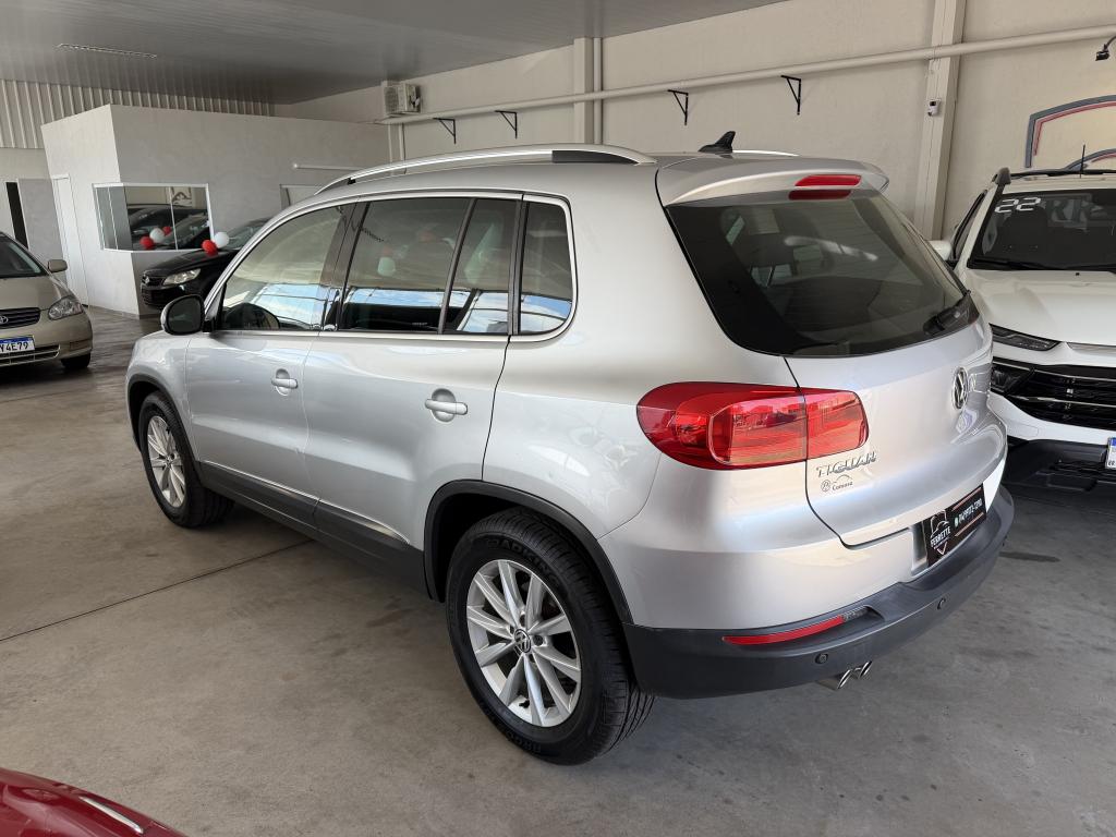 VOLKSWAGEN Tiguan - Foto