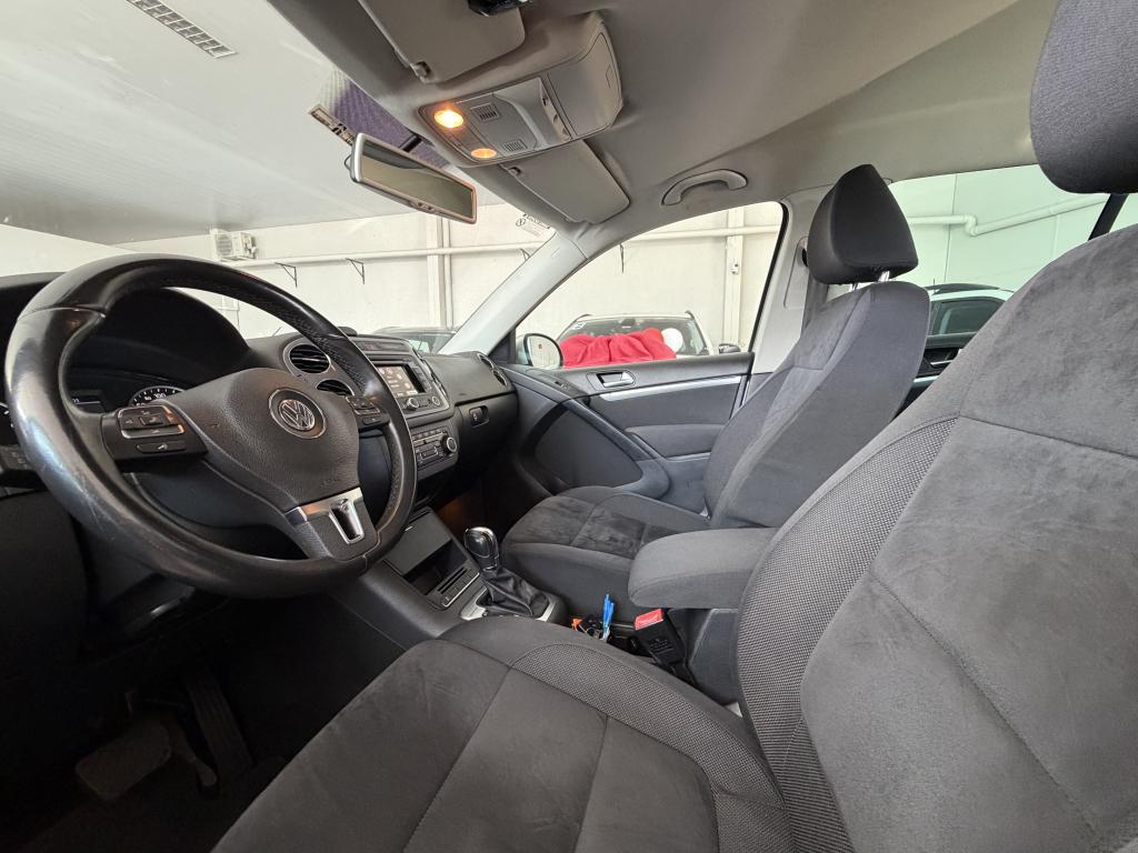 VOLKSWAGEN Tiguan - Foto