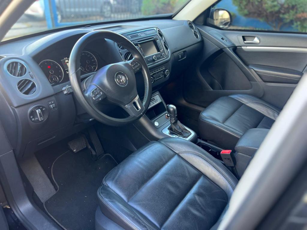 VOLKSWAGEN Tiguan - Foto