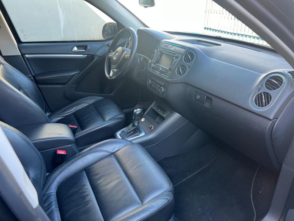 VOLKSWAGEN Tiguan - Foto