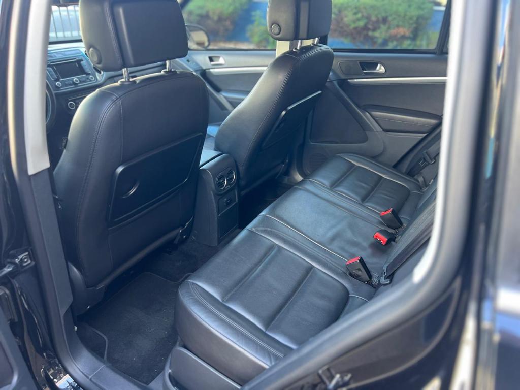 VOLKSWAGEN Tiguan - Foto