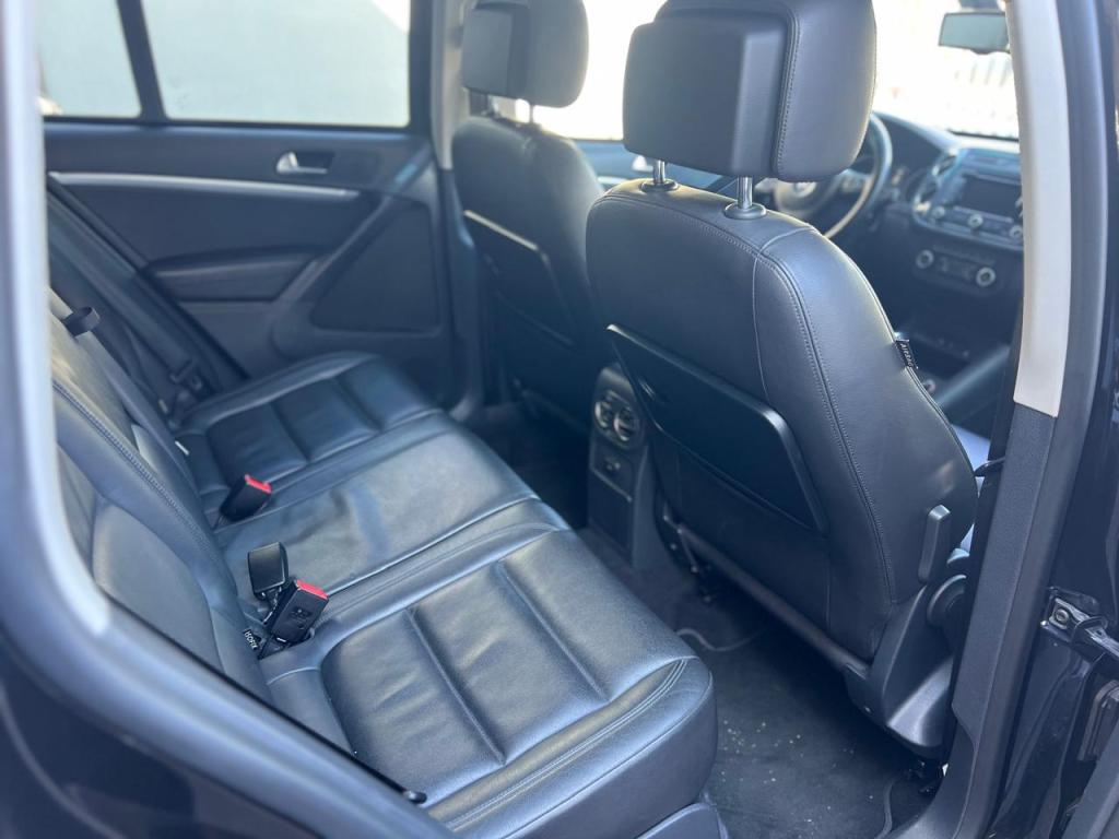 VOLKSWAGEN Tiguan - Foto