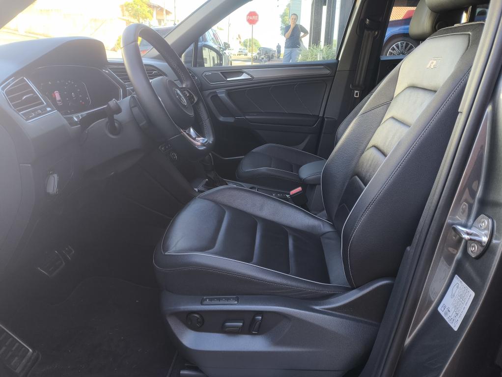 VOLKSWAGEN Tiguan - Foto
