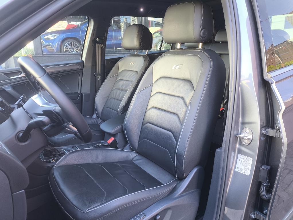 VOLKSWAGEN Tiguan - Foto