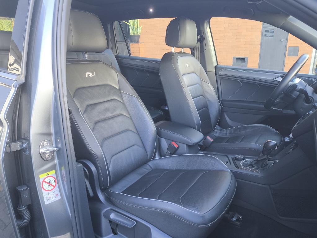 VOLKSWAGEN Tiguan - Foto