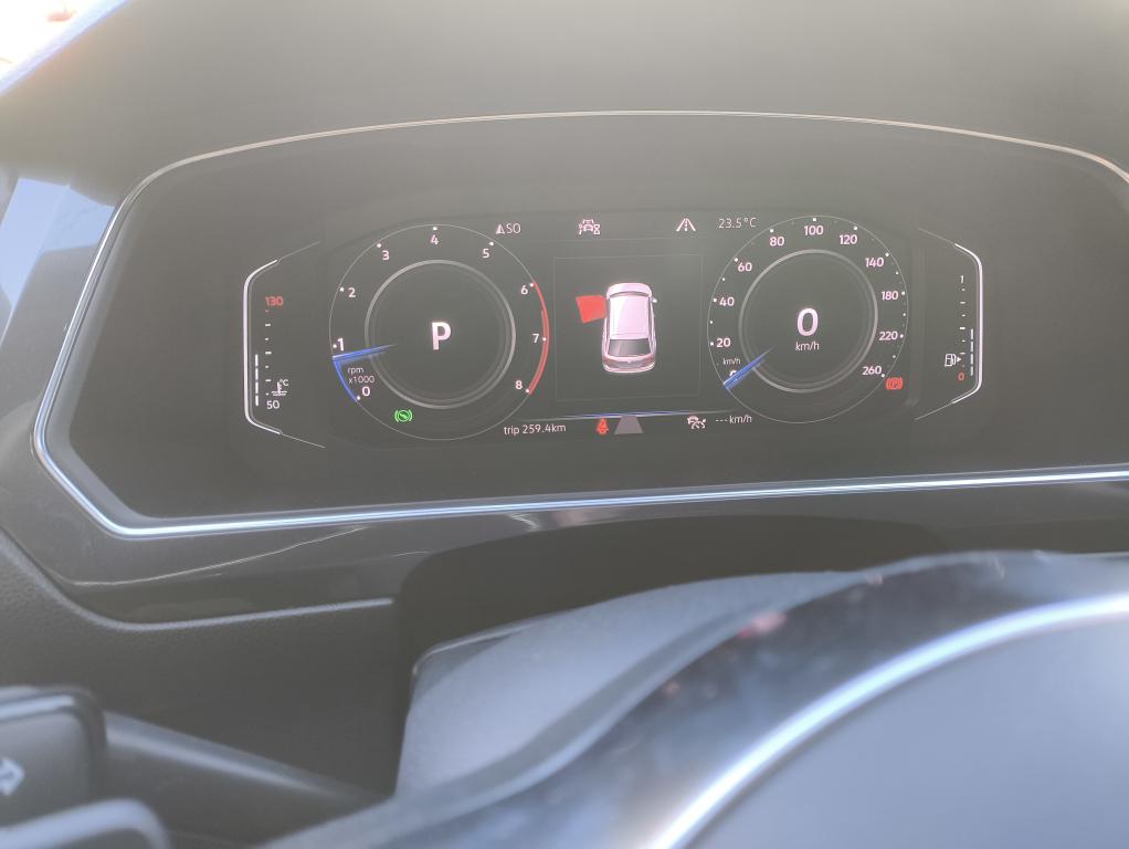 VOLKSWAGEN Tiguan - Foto