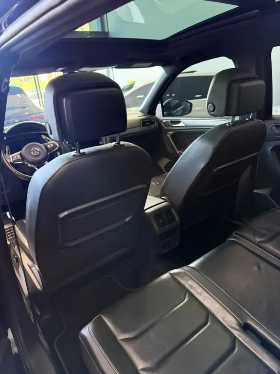 VOLKSWAGEN Tiguan - Foto