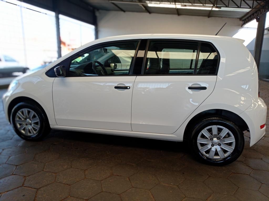 VOLKSWAGEN UP - Foto