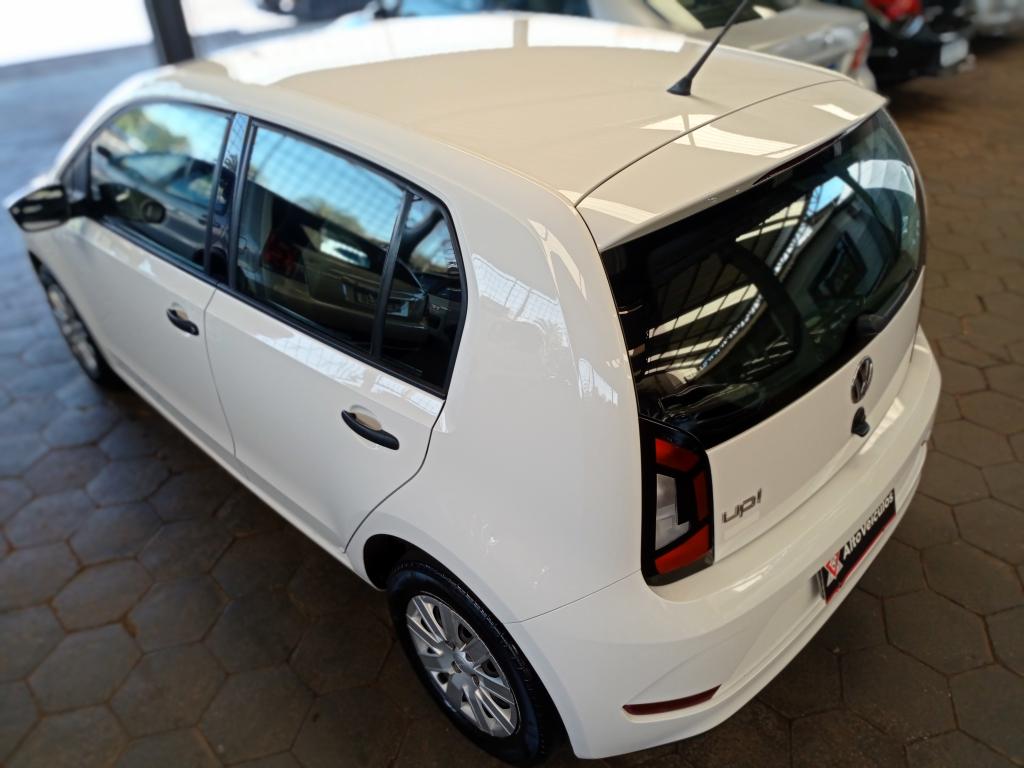 VOLKSWAGEN UP - Foto