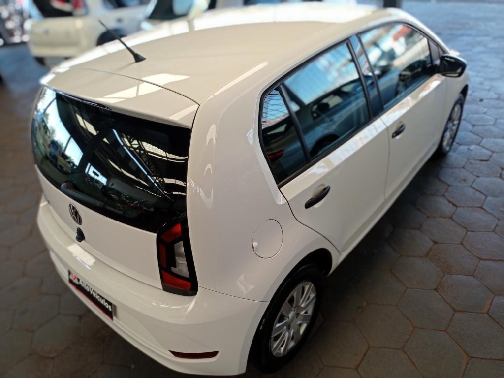 VOLKSWAGEN UP - Foto