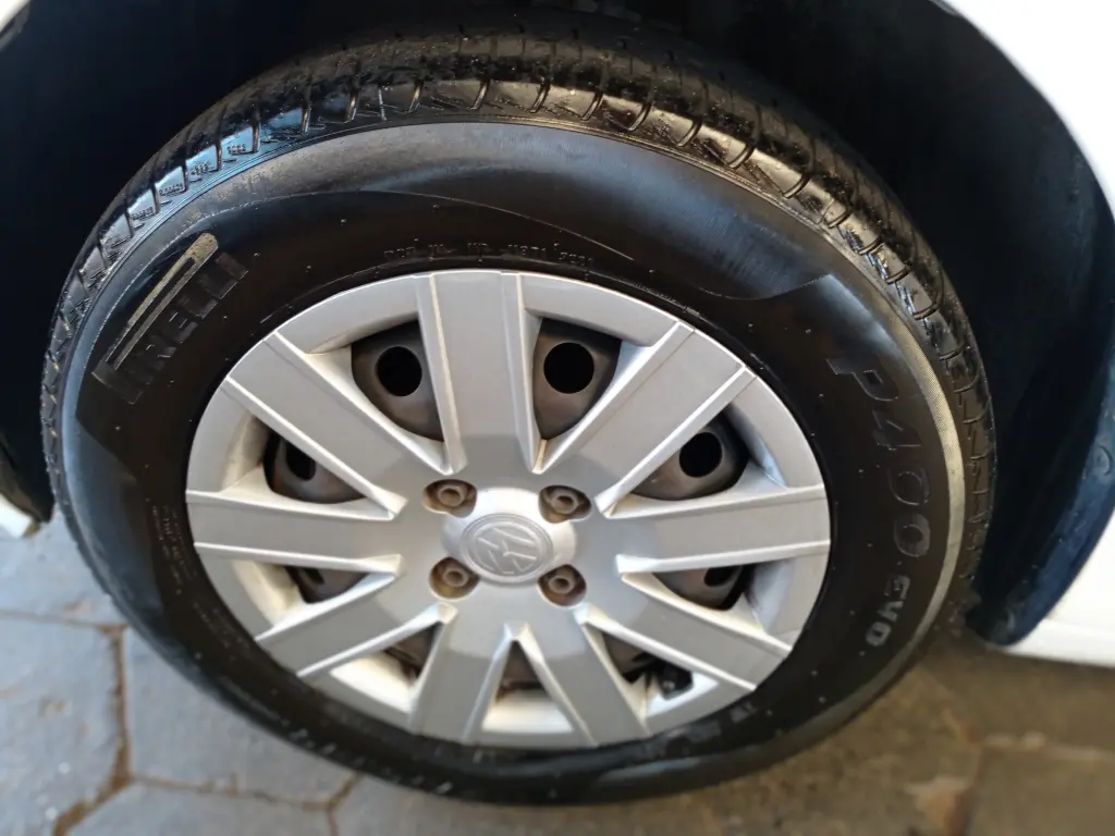 VOLKSWAGEN UP - Foto