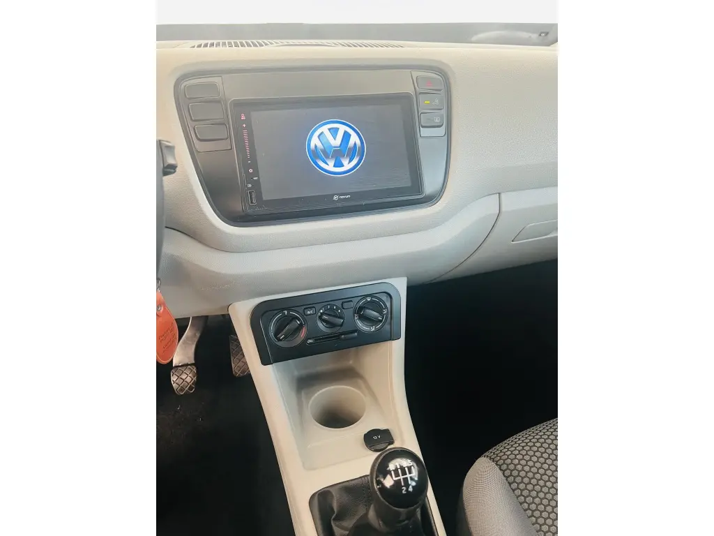 VOLKSWAGEN UP - Foto