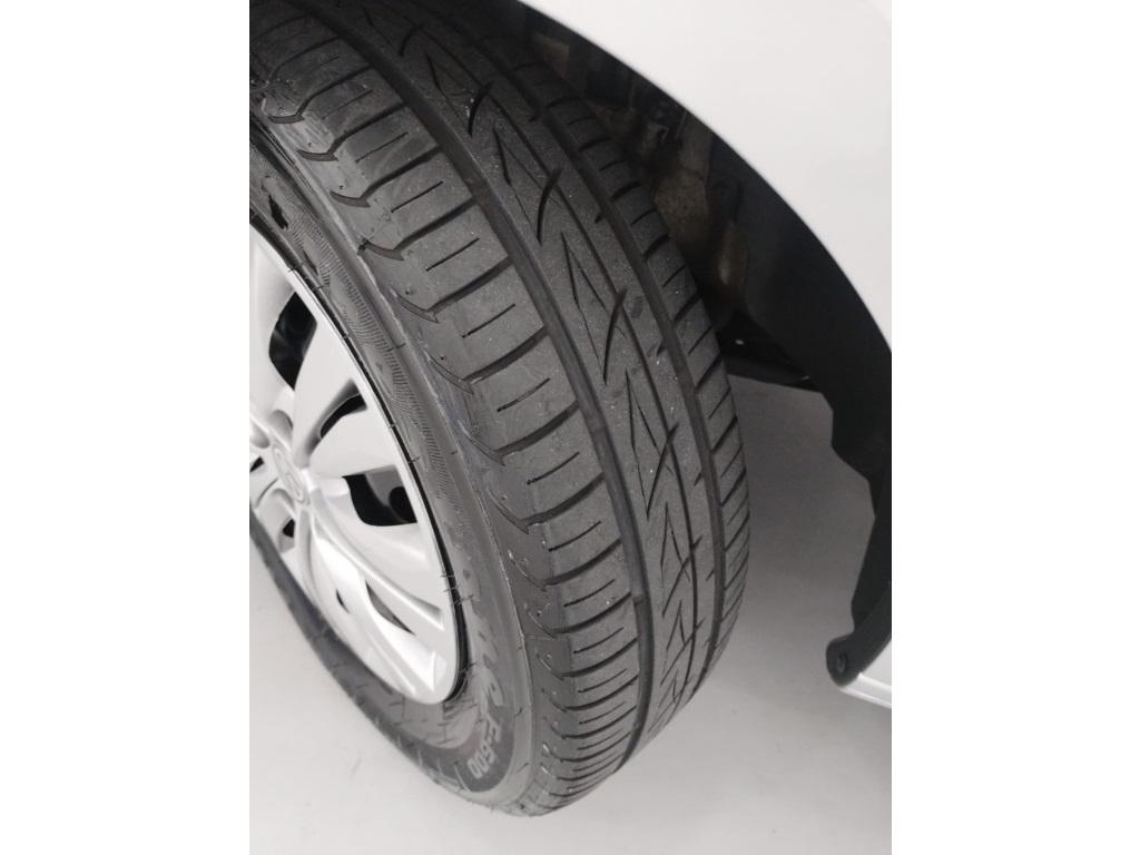 VOLKSWAGEN UP - Foto