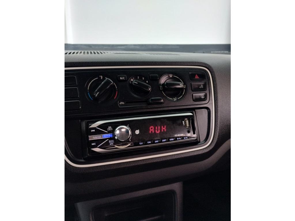 VOLKSWAGEN UP - Foto