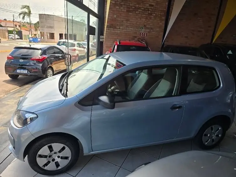 VOLKSWAGEN UP - Foto