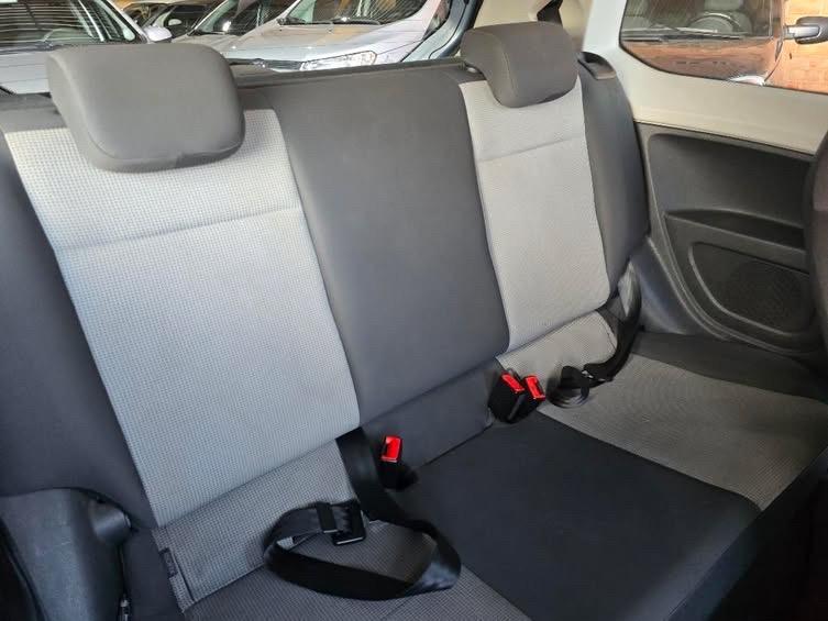 VOLKSWAGEN UP - Foto