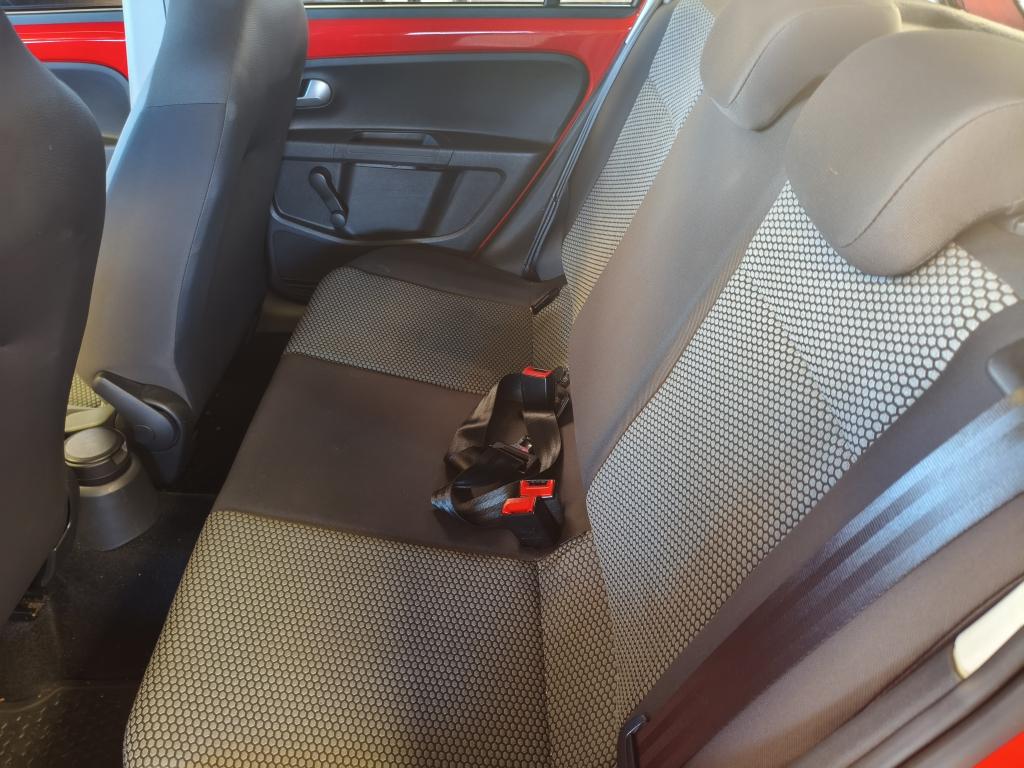 VOLKSWAGEN UP - Foto