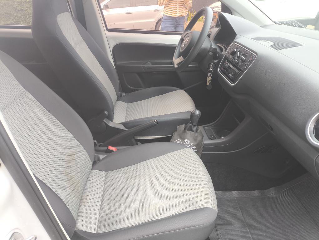 VOLKSWAGEN UP - Foto