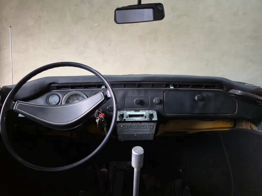 VOLKSWAGEN Variant - Foto