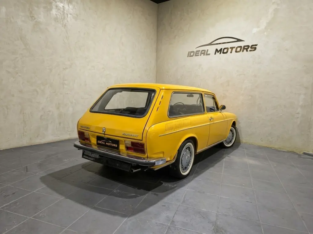 VOLKSWAGEN Variant - Foto