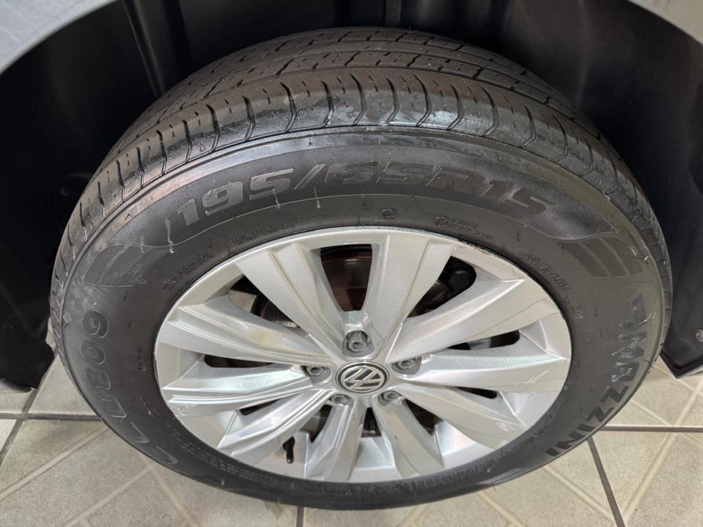 VOLKSWAGEN Virtus - Foto