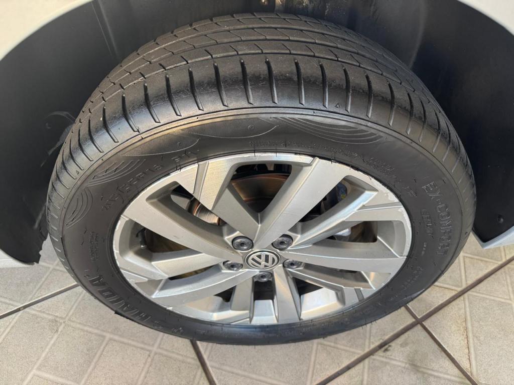 VOLKSWAGEN Virtus - Foto