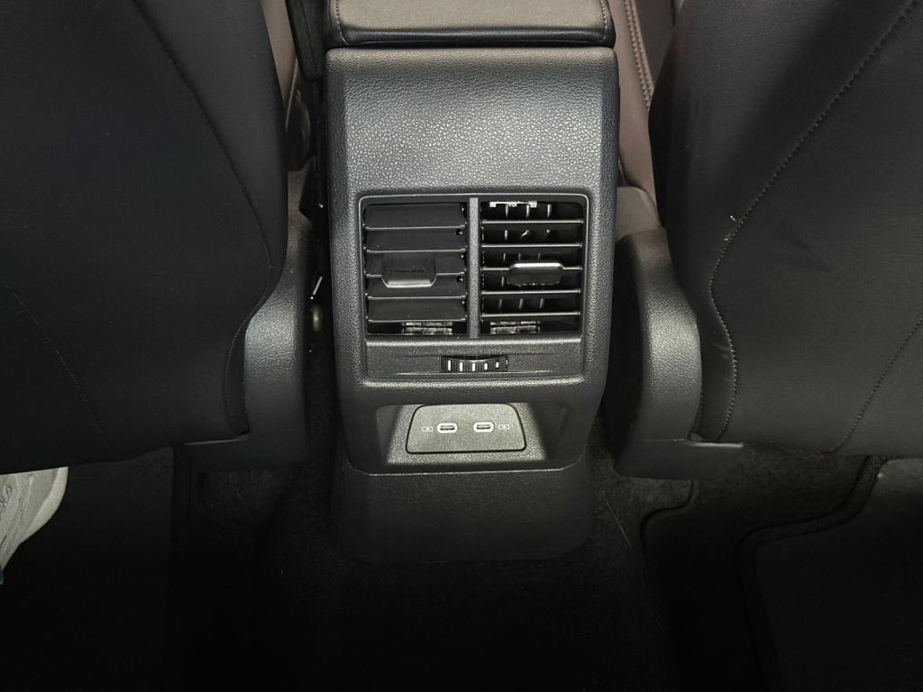 VOLKSWAGEN Virtus - Foto