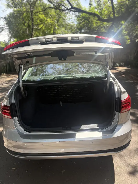 VOLKSWAGEN Virtus - Foto