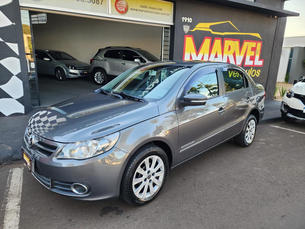 VOLKSWAGEN Voyage - Foto