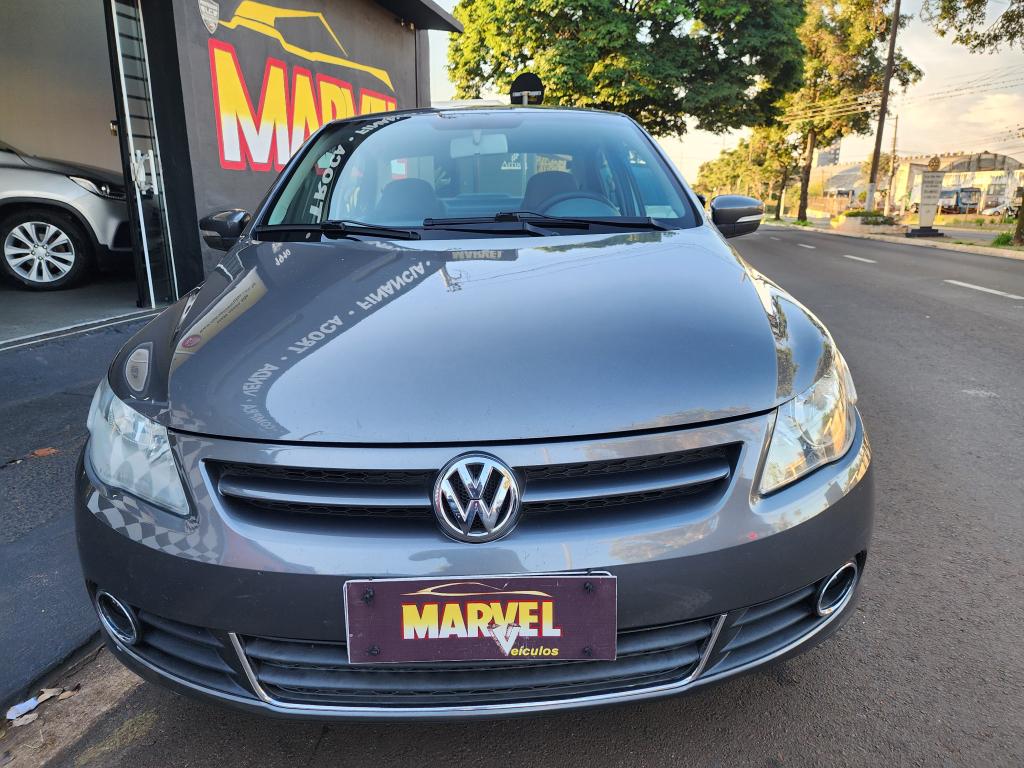 VOLKSWAGEN Voyage - Foto