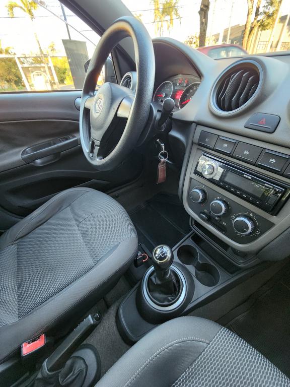 VOLKSWAGEN Voyage - Foto