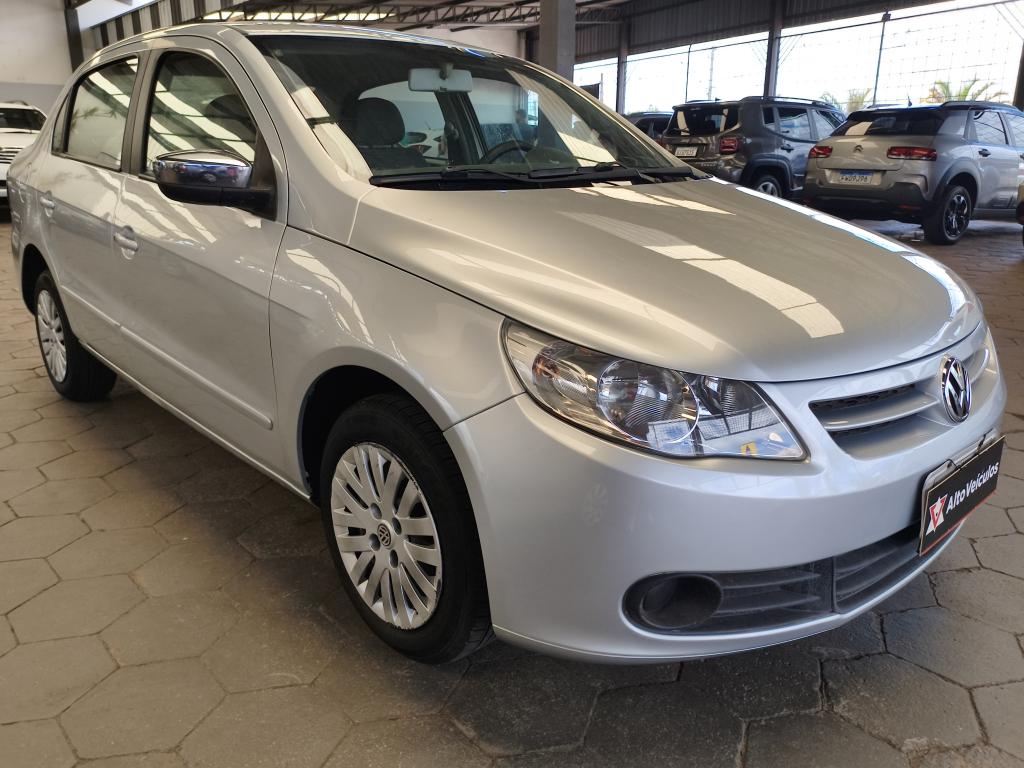 VOLKSWAGEN Voyage - Foto