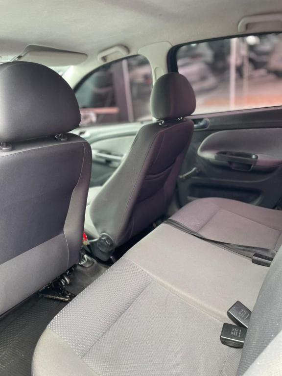 VOLKSWAGEN Voyage - Foto