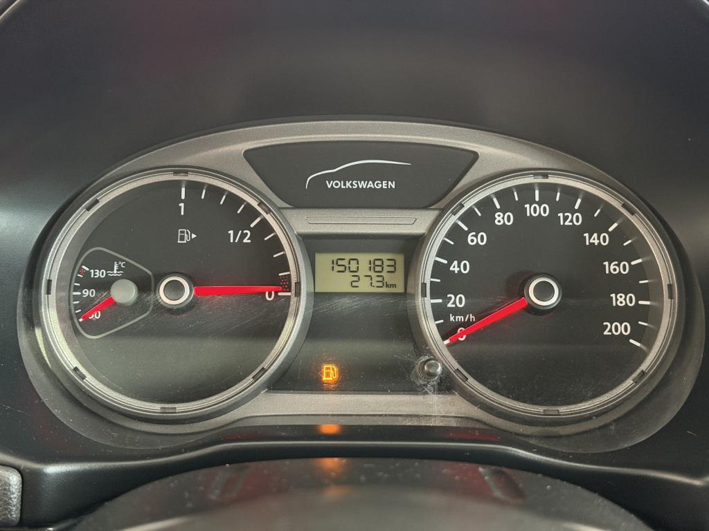 VOLKSWAGEN Voyage - Foto