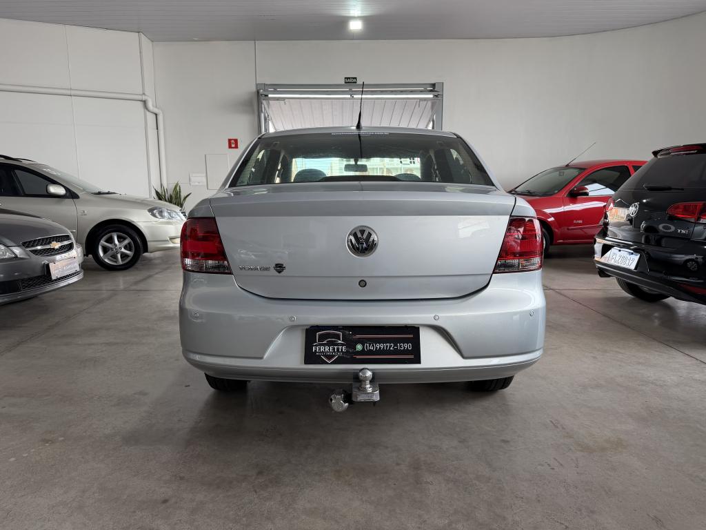 VOLKSWAGEN Voyage - Foto