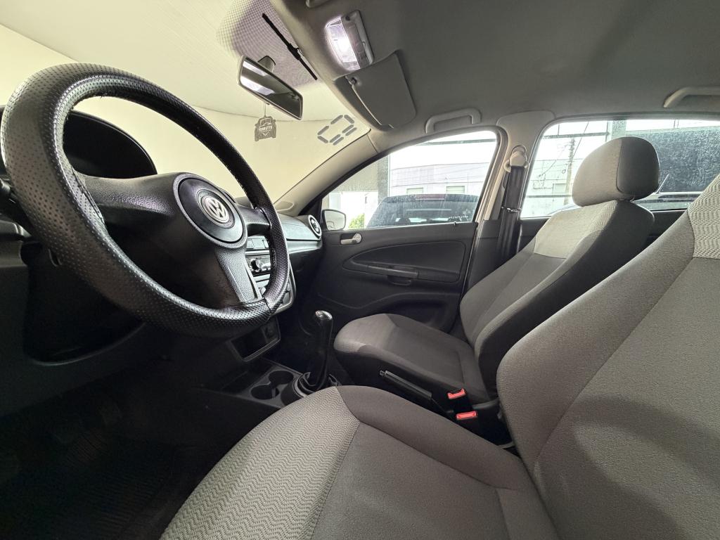 VOLKSWAGEN Voyage - Foto