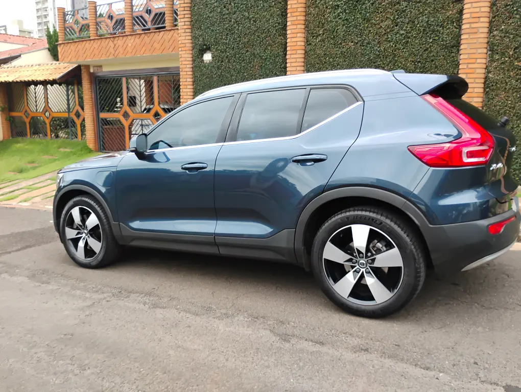 VOLVO XC40 - Foto