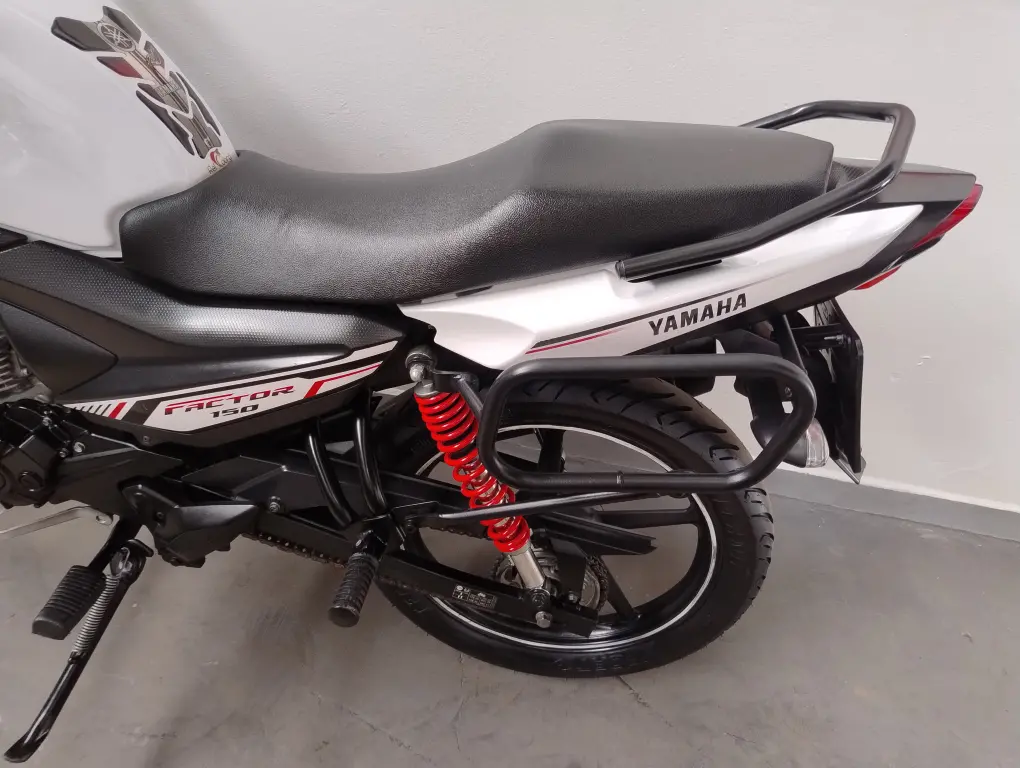 YAMAHA Factor 150 - Foto