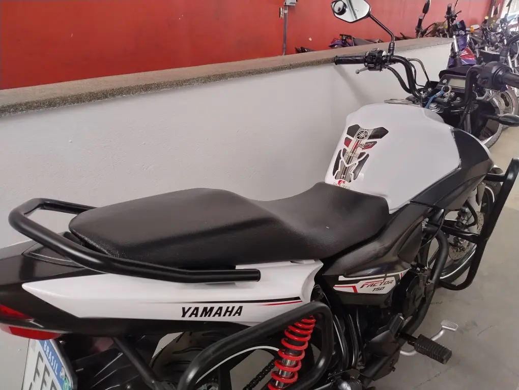 YAMAHA Factor 150 - Foto