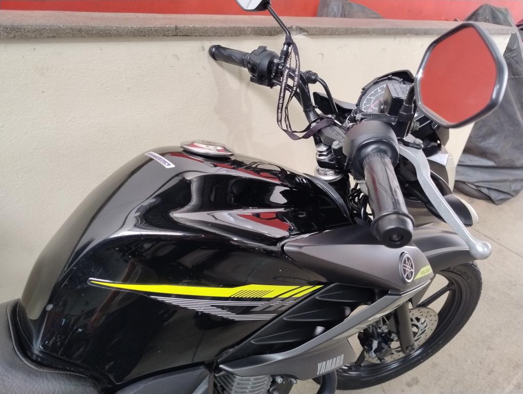 YAMAHA Fazer YS 150 - Foto