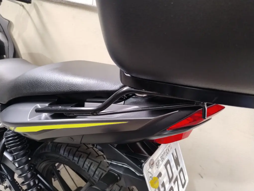 YAMAHA Fazer YS 150 - Foto