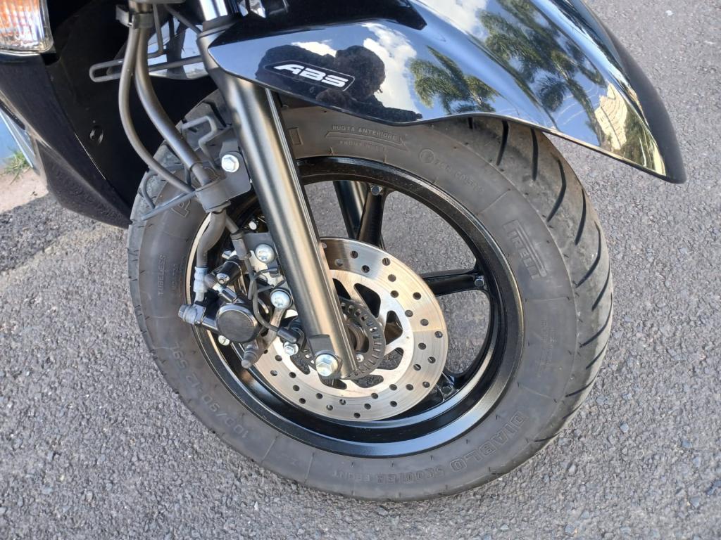 YAMAHA Fluo 125 - Foto